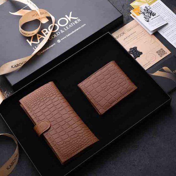 ست هدیه چرم کیف موبایل و کیف جیبی عسلی