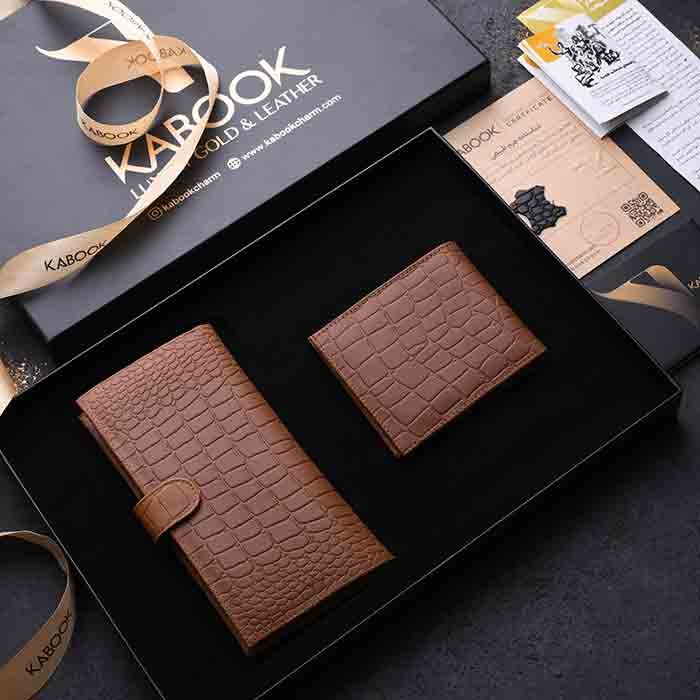 ست هدیه چرم کیف موبایل و کیف جیبی عسلی