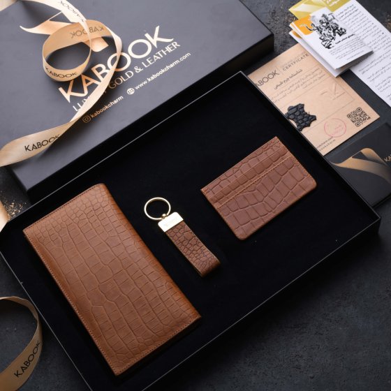 ست هدیه چرم کیف کتی و جاکلیدی و کیف کارت عسلی