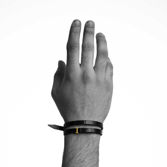 دستبند مردانه طلا چرم حرف I