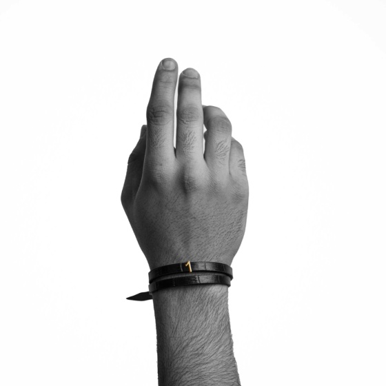 دستبند مردانه طلا چرم عدد 1