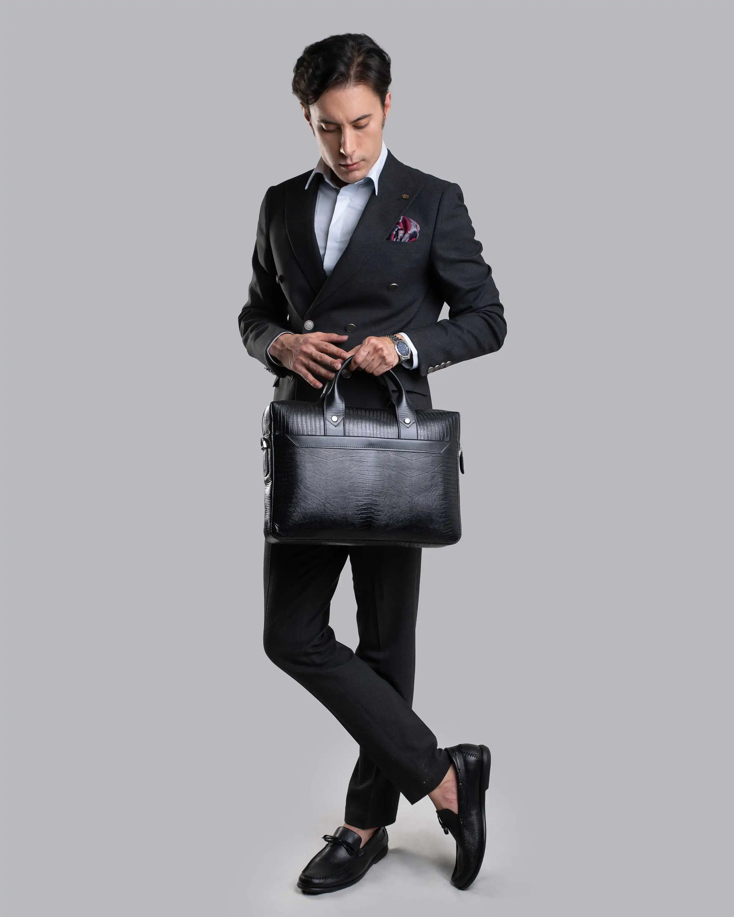 کیف اداری چرم طبیعی طرح گاندو لیزارد مشکی
