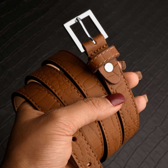 کمربند زنانه چرم عسلی