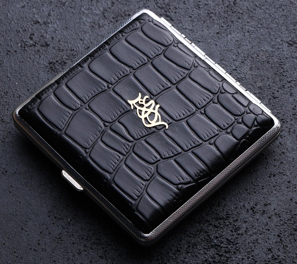 جعبه سیگار طلا چرم اسم آرین