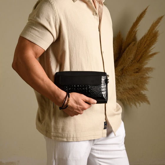 کیف پاسپورتی طرح شاهرخ چرم مشکی کروکودیل