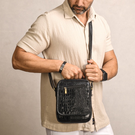 کیف کراس بادی مردانه طرح فارا چرم کروکودیل مشکی