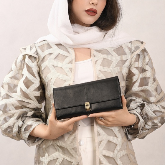 کیف دستی زنانه طرح صنم چرم ساده مشکی