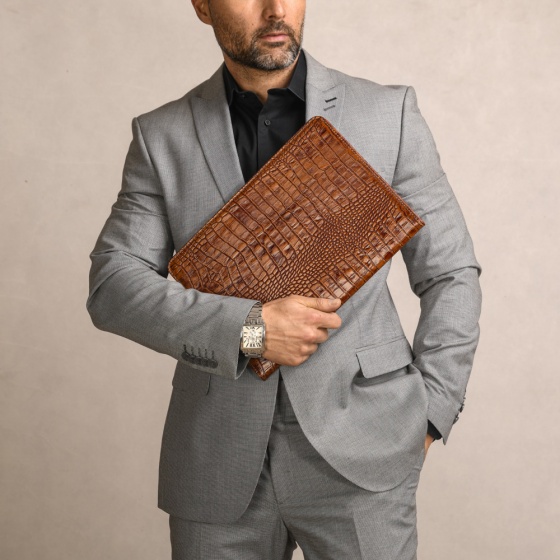 کیف کلاسوری چرم کروکودیل عسلی