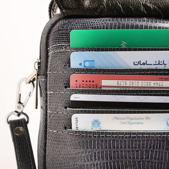 کیف کراس بادی مردانه طرح آیریک چرم لیزارد طوسی