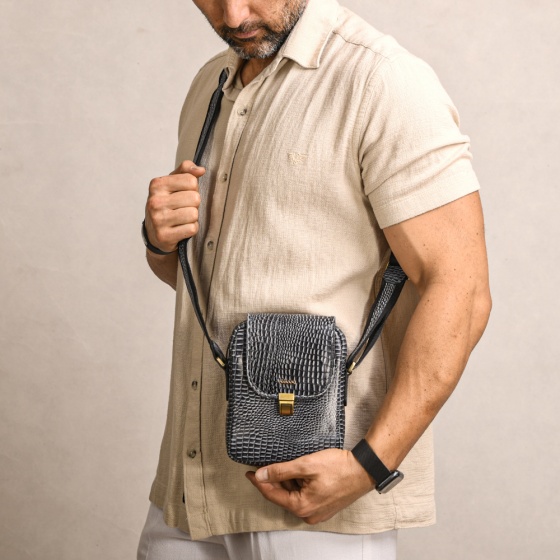 کیف کراس بادی مردانه طرح البرز چرم کروکودیل طوسی