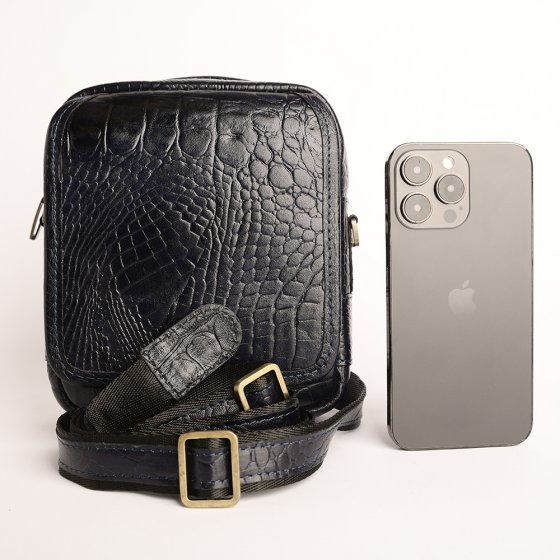 کیف کراس بادی مردانه طرح کایسر چرم کروکودیل سرمه ای