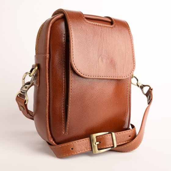 کیف کراس بادی مردانه طرح اسپرت چرم ساده عسلی