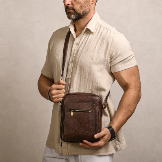 کیف کراس بادی مردانه طرح هامون چرم فلوتر قهوه ای D2