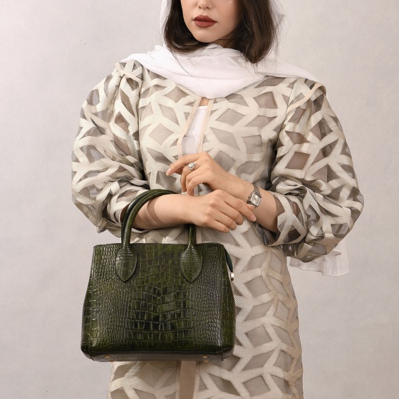 کیف زنانه مجلسی طرح ستاره چرم کروکودیل سبز E4