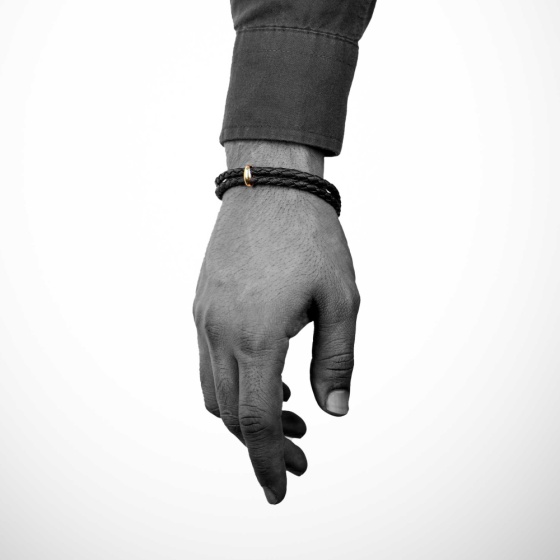 دستبند چرم طلا مردانه طرح تارا