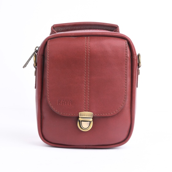 کیف دوشی طرح نگین کوچک چرم ساده زرشکی