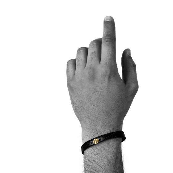 دستبند مردانه طلا چرم حرف P