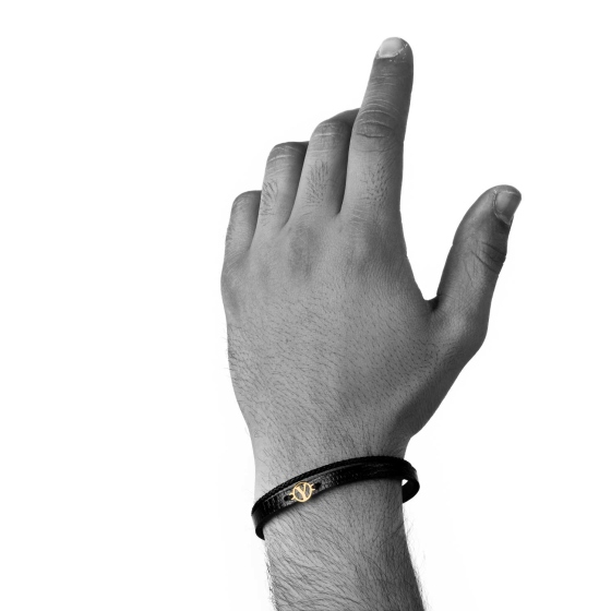 دستبند مردانه طلا چرم حرف Y