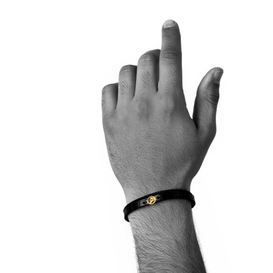 دستبند مردانه طلا چرم حرف ه