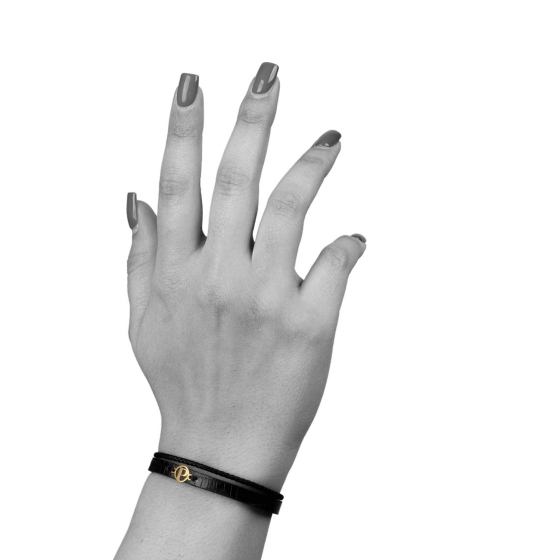 دستبند زنانه طلا چرم حرف P