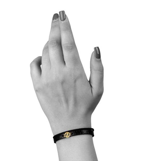 دستبند زنانه طلا چرم حرف Z