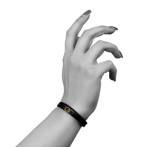 دستبند زنانه طلا چرم حرف س