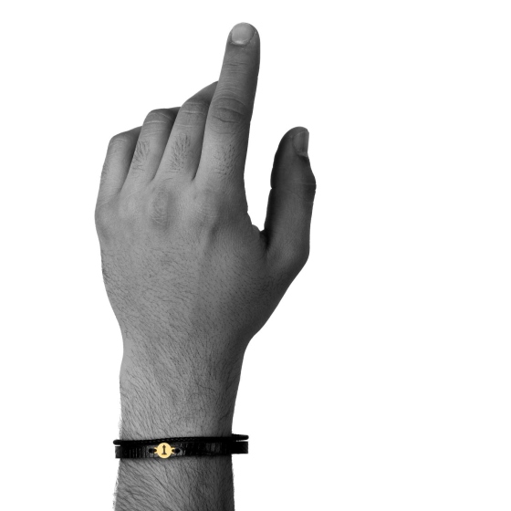 دستبند مردانه طلا طرح شاه شطرنج