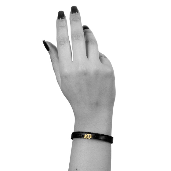 دستبند زنانه طلا طرح XO