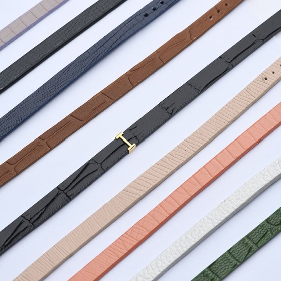 دستبند زنانه طلا چرم حرف I