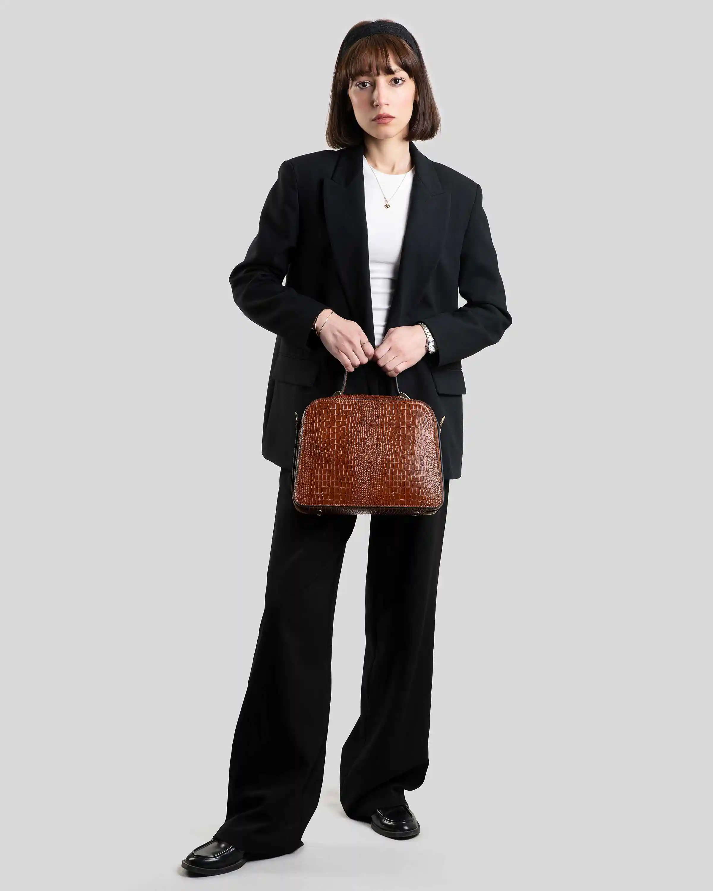 کیف دستی چرم طبیعی مدل تینا عسلی کروکودیل زنانه