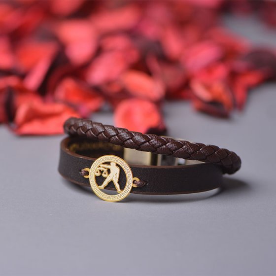 دستبند طلا چرم با نماد ماه مهر