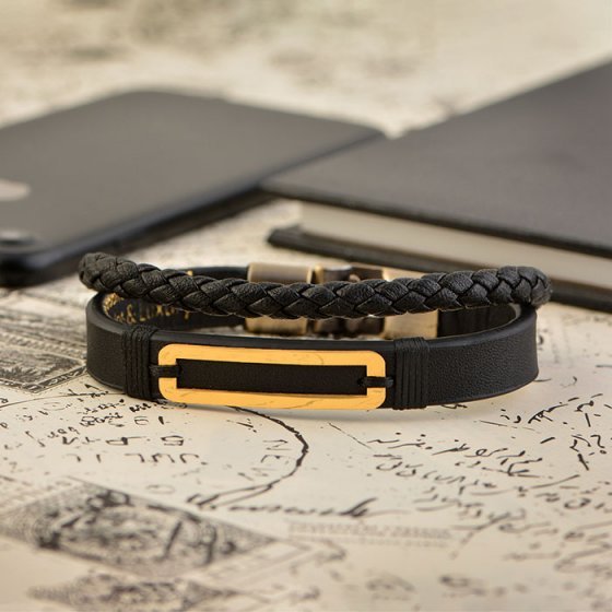 دستبند طلا چرم با پلاک های طرح دار